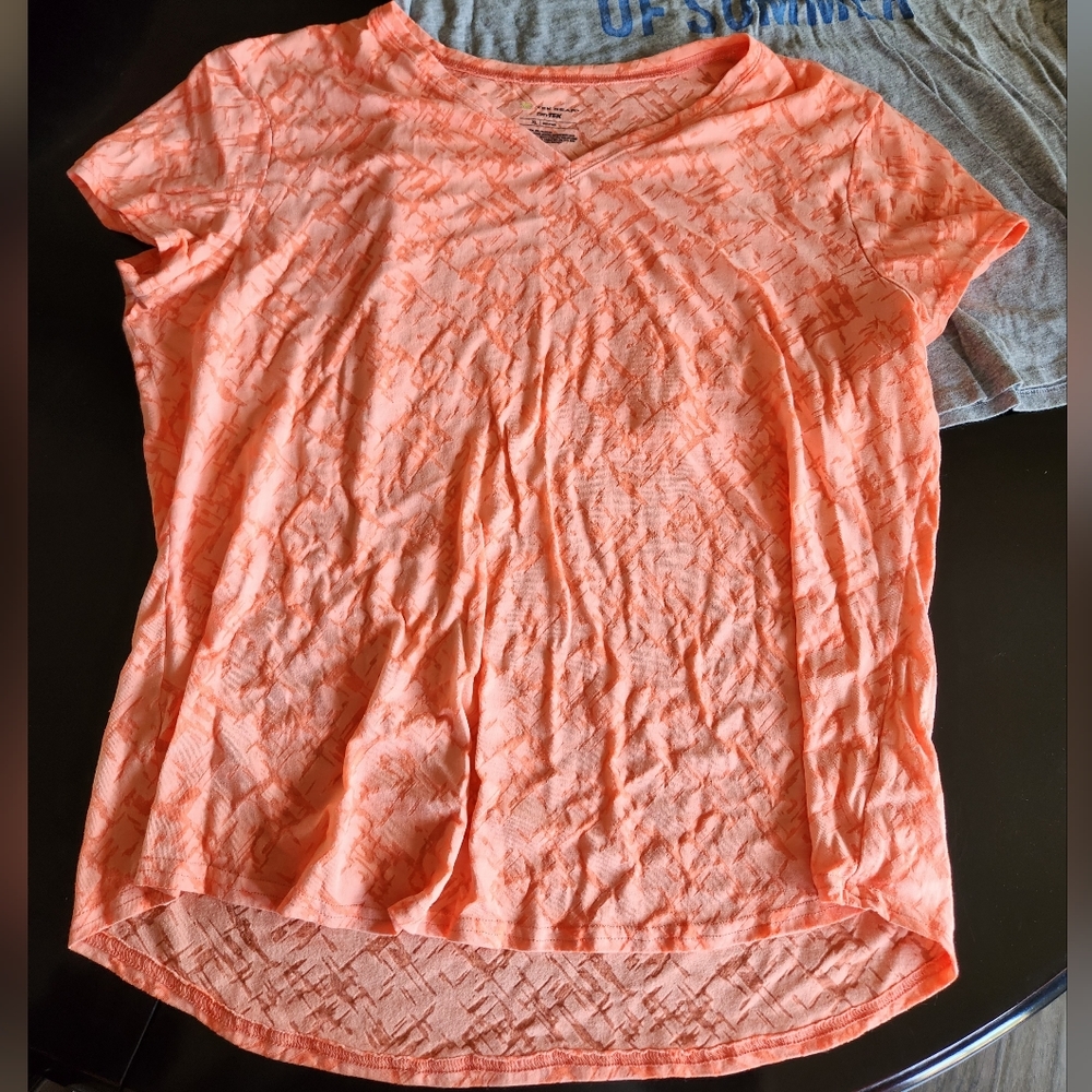 Summer tees (2) - Picture 2 of 6